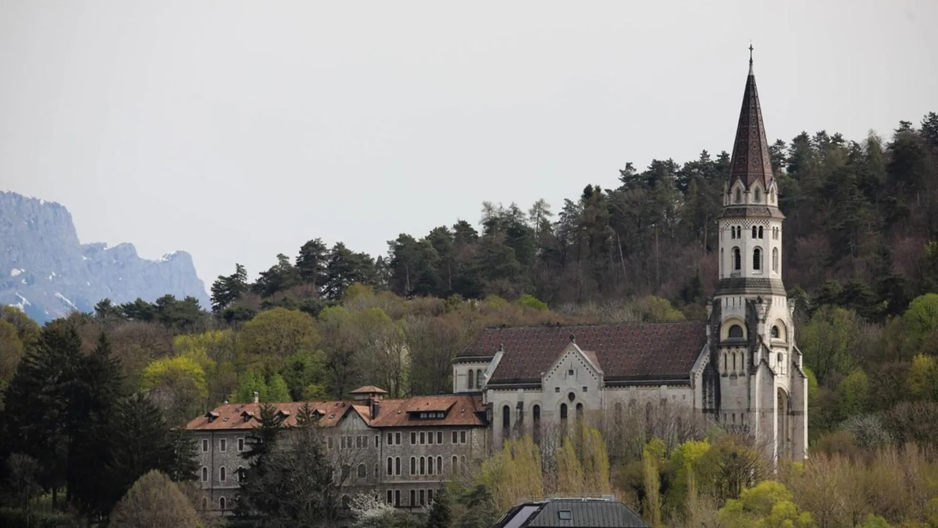 Des Bulles En Rooftop Annecy Frankrike